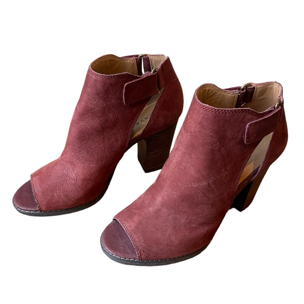 Lucky Brand | Luciann Peep Toe Ankle Booties | Velcro Side Straps | Burgundy | 8